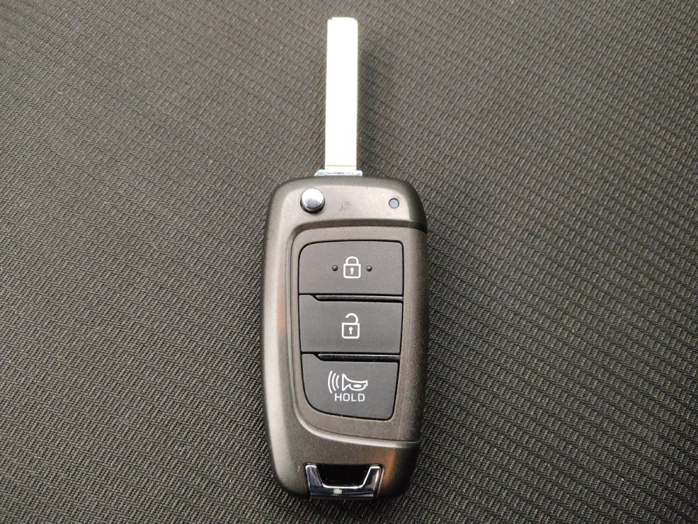 Used 2021 Hyundai Venue SEL image 32