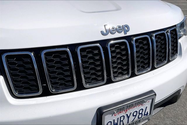 Used 2021 Jeep Grand Cherokee Laredo X image 30