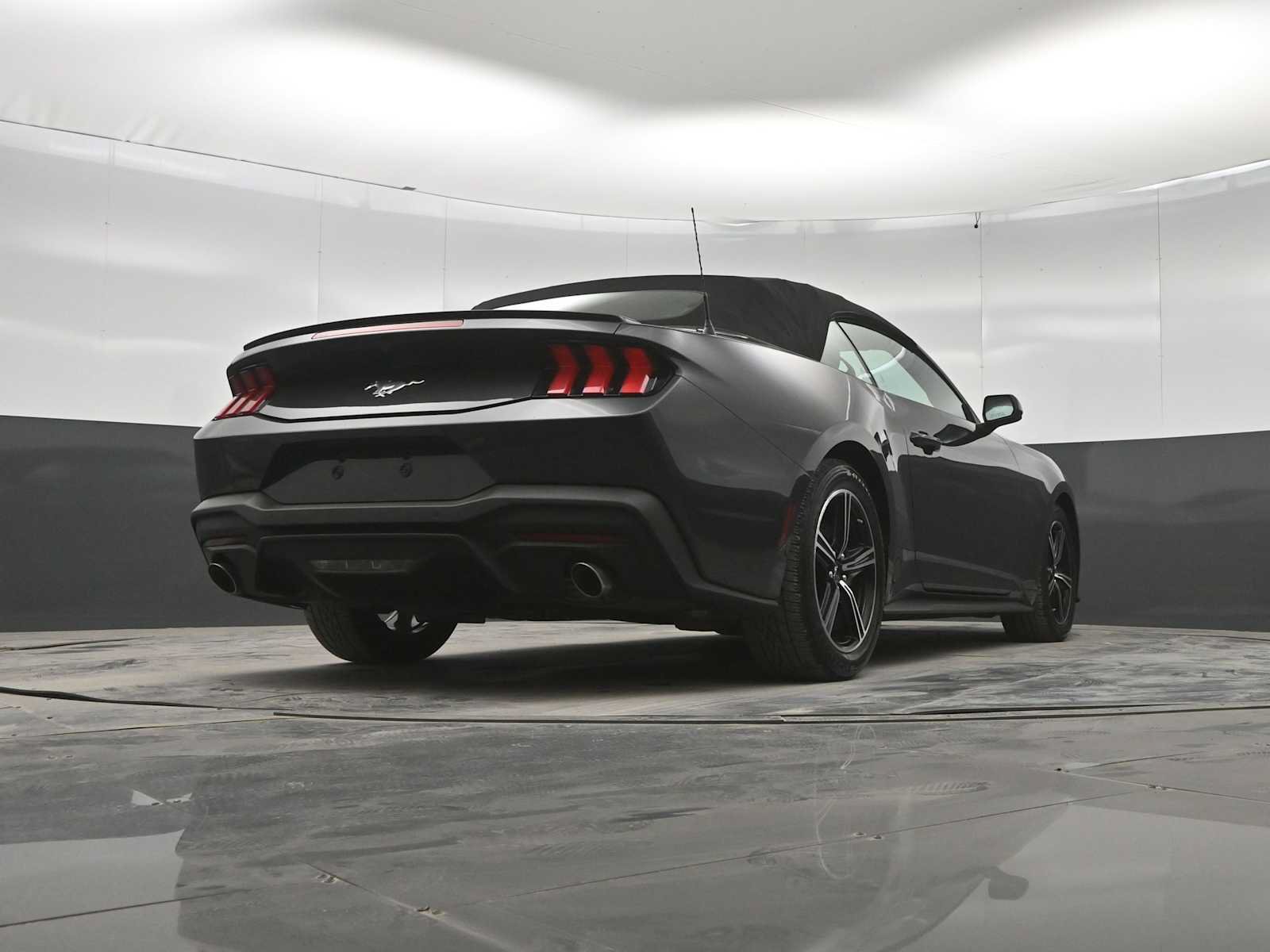 Used 2024 Ford Mustang Premium RWD image 38