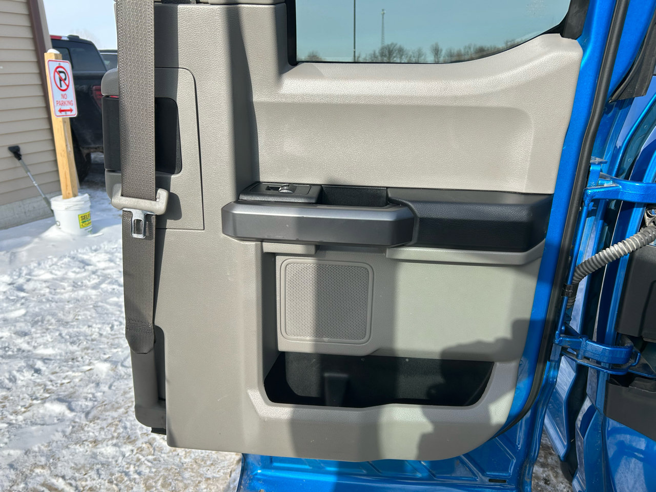 Used 2020 Ford F150 XLT w/ Equipment Group 301A Mid image 15