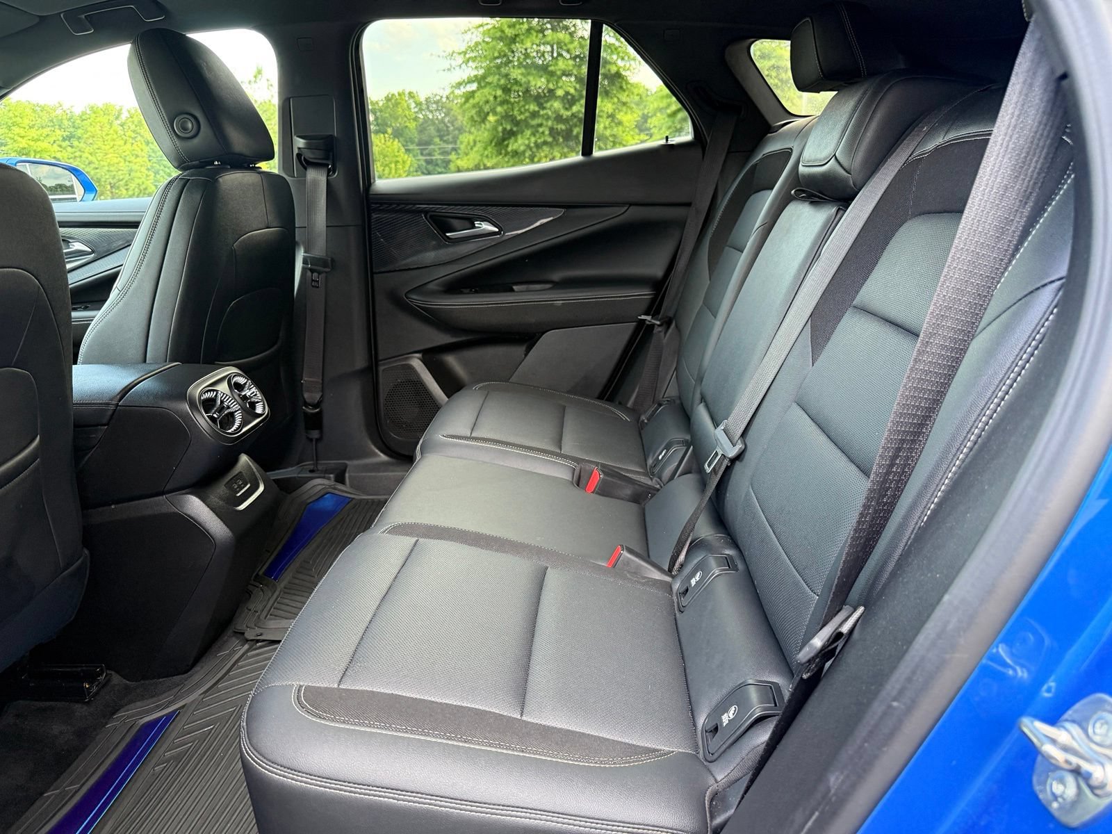 Used 2024 Chevrolet Blazer EV LT AWD/4WD image 38