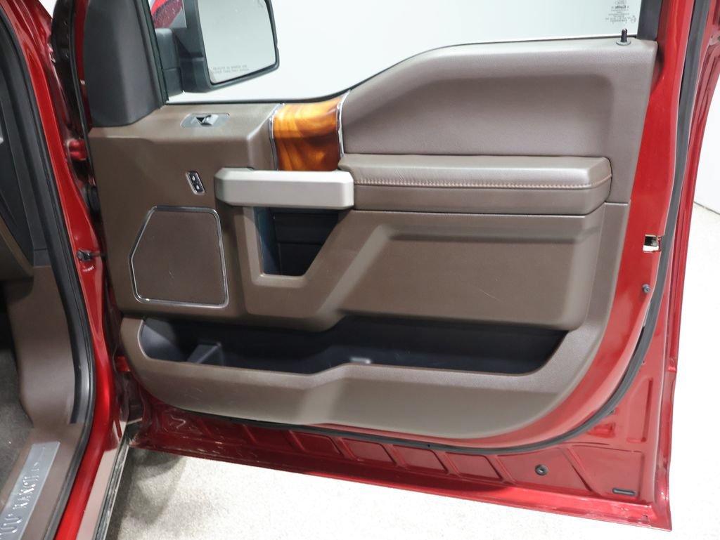 Used 2015 Ford F150 King Ranch w/ Equipment Group 601A Luxury AWD/4WD image 22