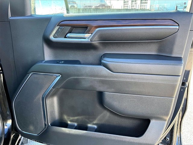 Used 2024 GMC Sierra 1500 SLT image 12