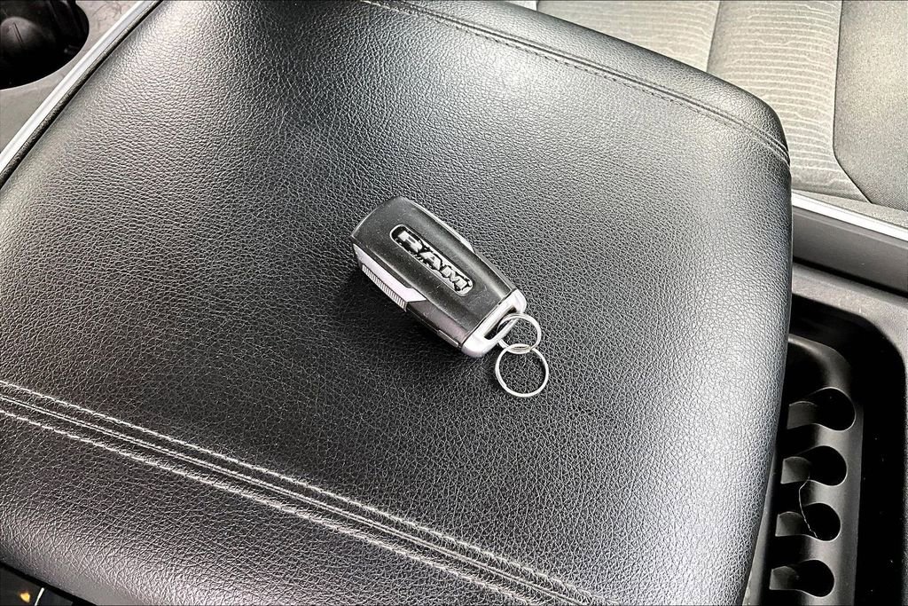 Used 2019 RAM 1500 Big Horn image 35