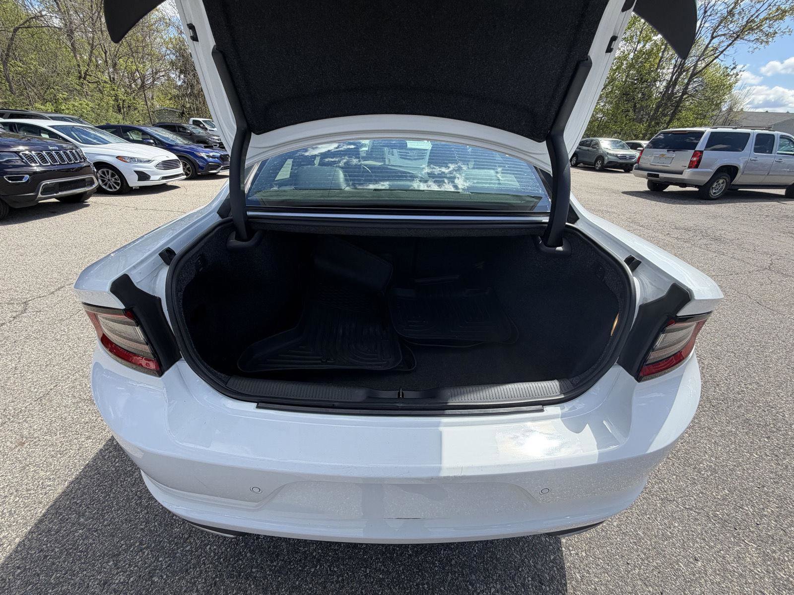 Used 2018 Dodge Charger GT AWD/4WD image 27