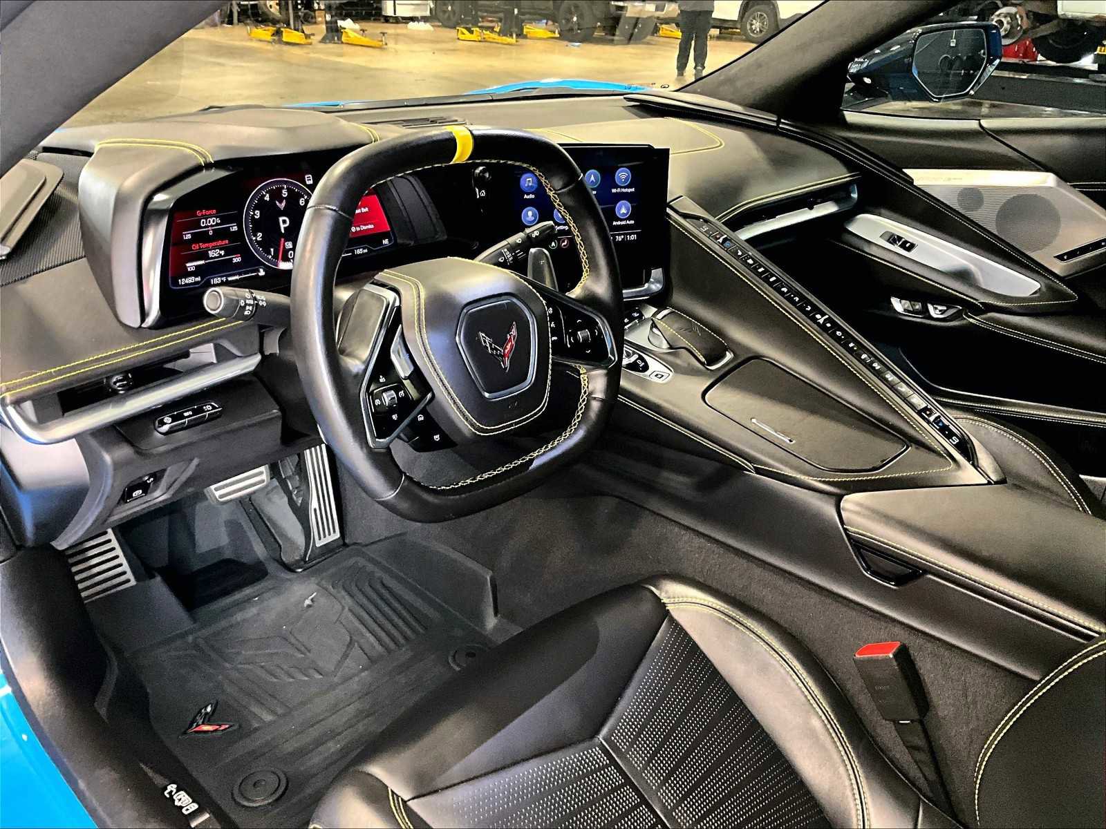 Used 2022 Chevrolet Corvette Stingray Premium Cpe w/ Z51 Performance Package image 8