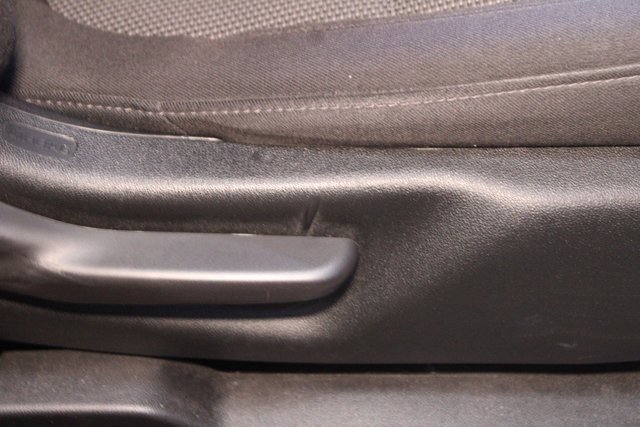 Used 2023 Chevrolet Traverse LT image 12