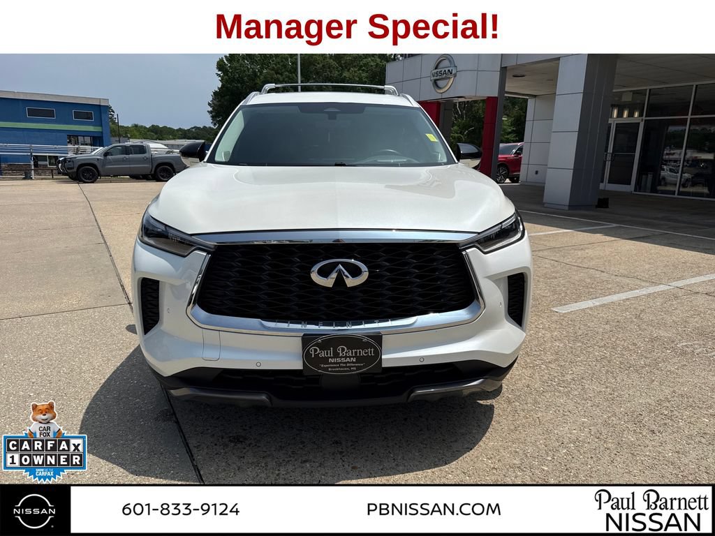 Used 2023 INFINITI QX60 Sensory w/ Vision Package AWD/4WD image 16