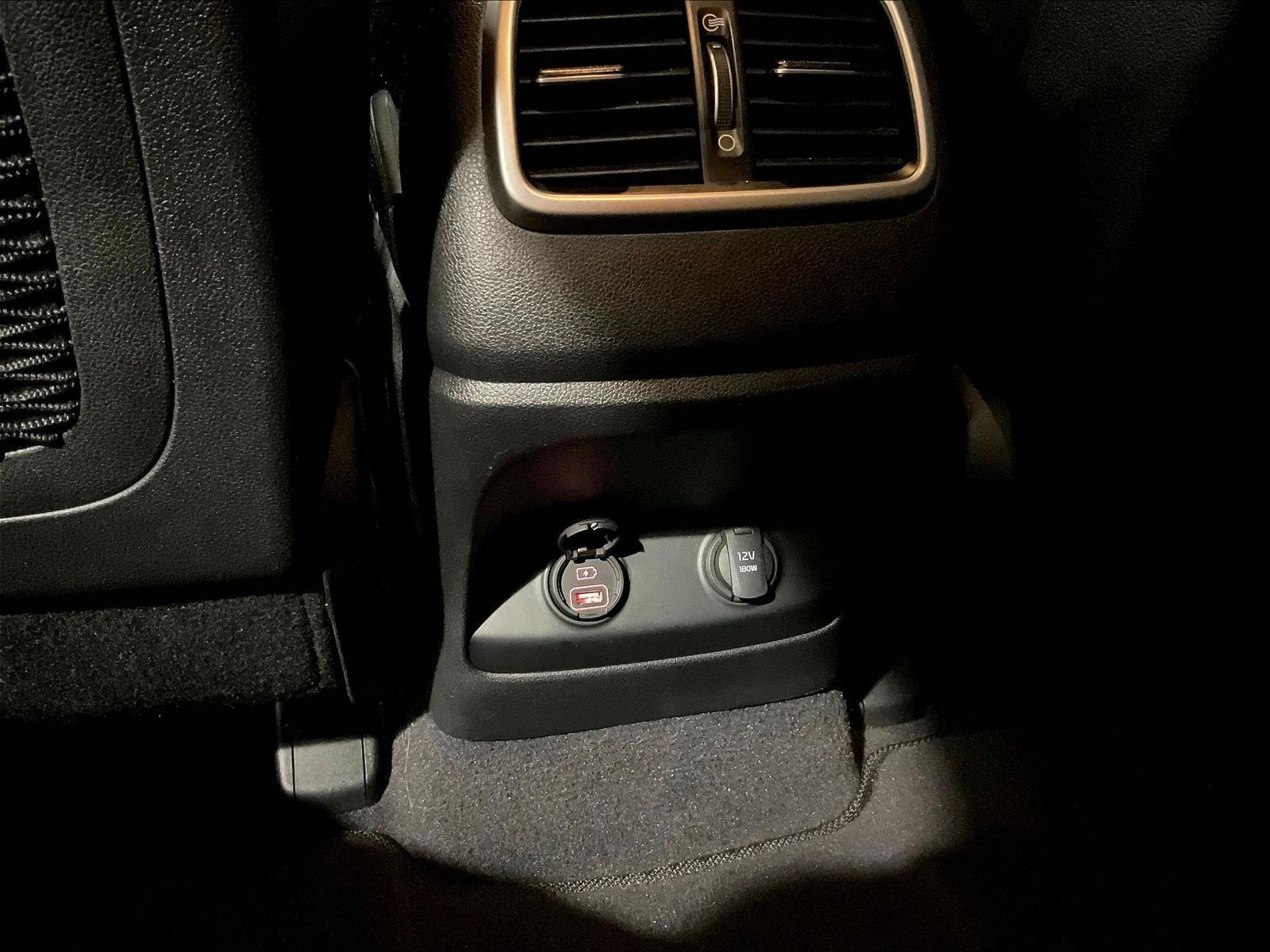 Used 2018 Kia Sorento EX FWD image 10