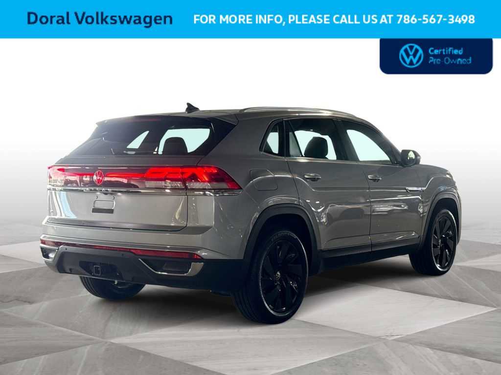 Certified 2024 Volkswagen Atlas Cross Sport SE w/ Panoramic Sunroof Package FWD image 8