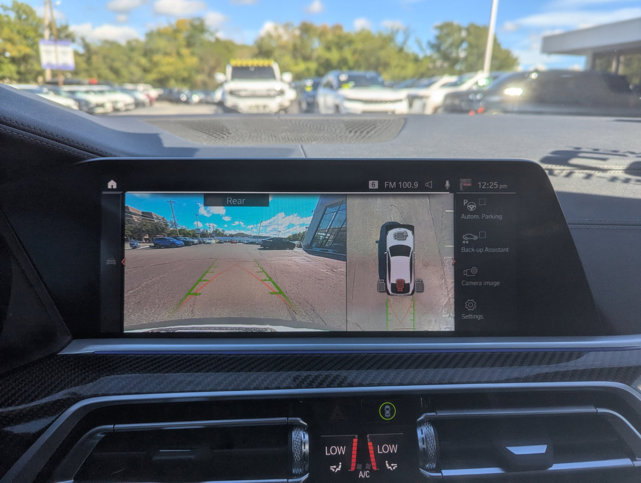 Used 2023 BMW X6 M50i w/ Executive Package image 23