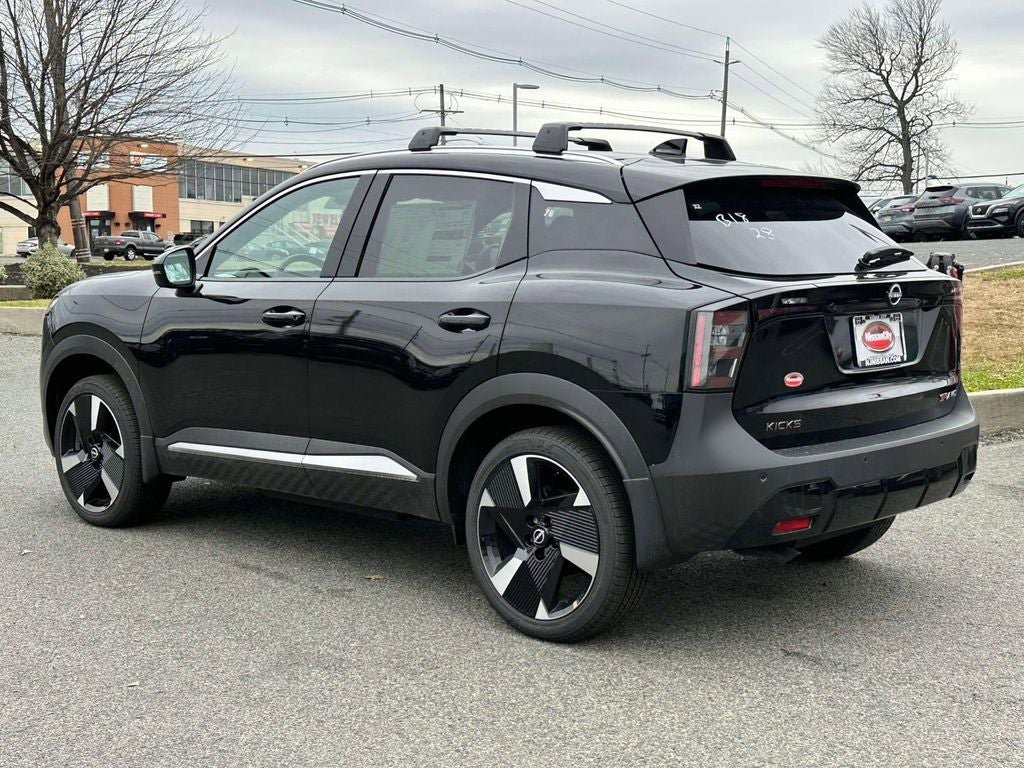 New 2026 Nissan Kicks SR w/ Illumination Package AWD/4WD image 6