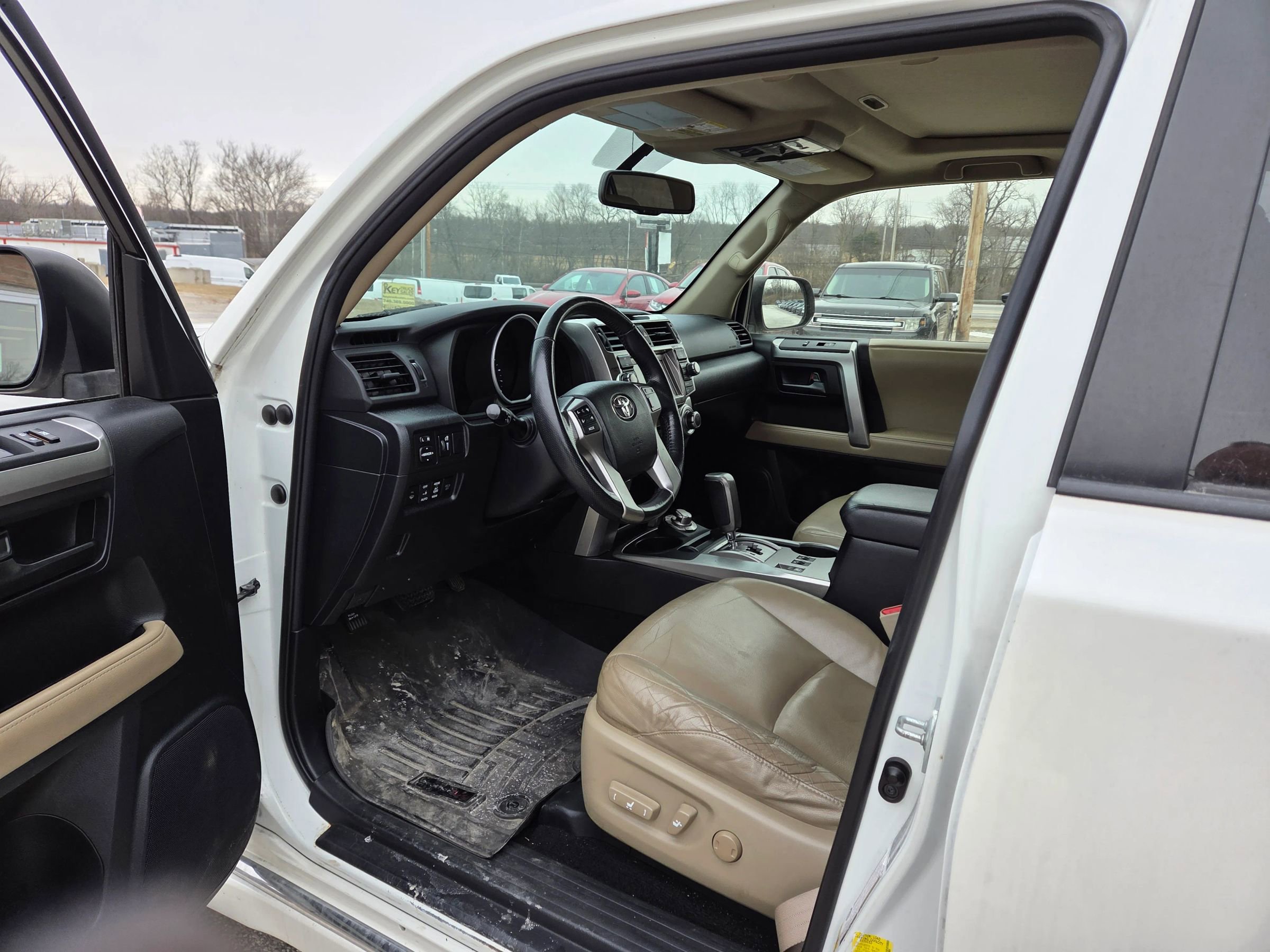 Used 2013 Toyota 4Runner Limited image 16