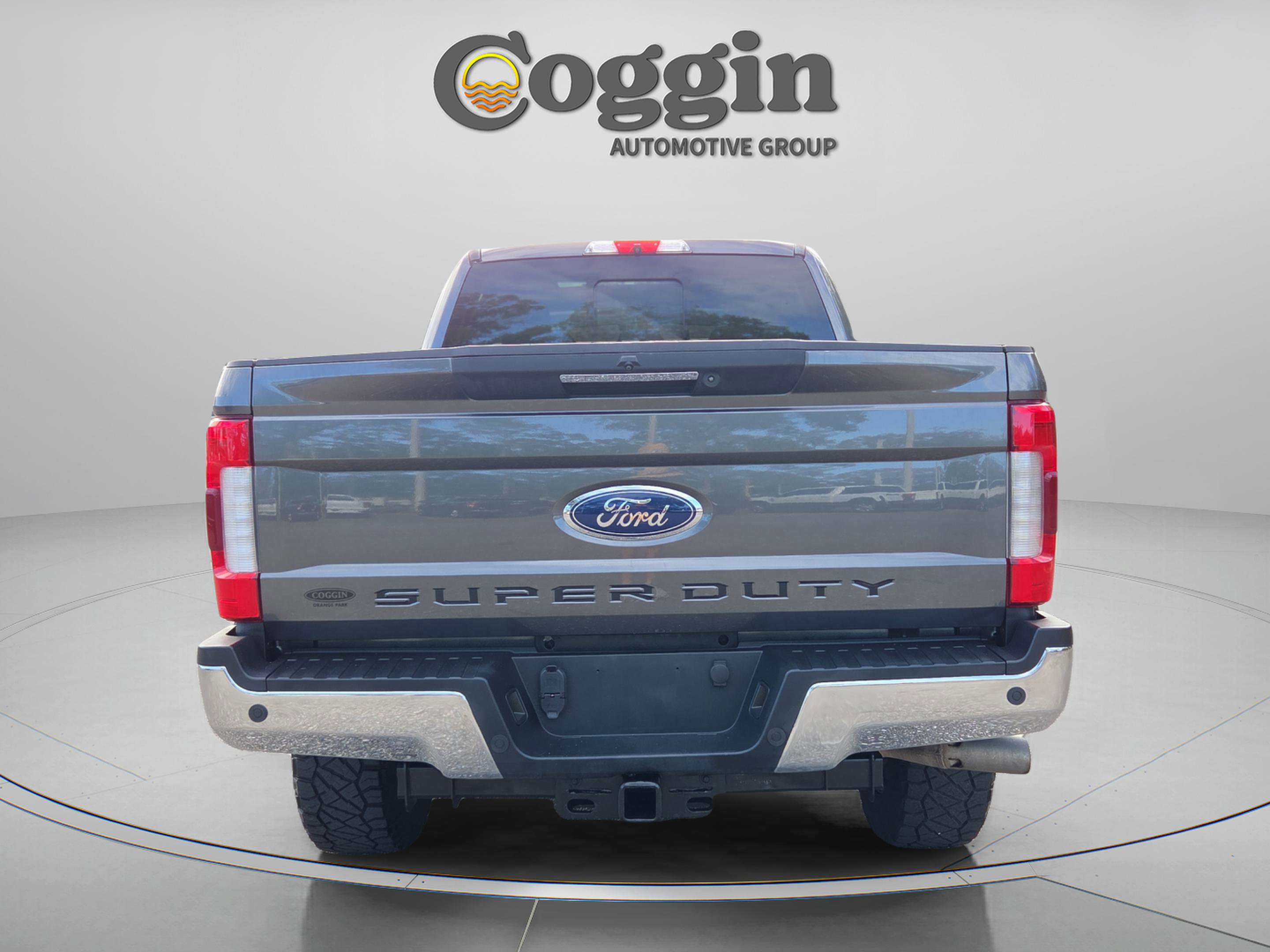 Used 2018 Ford F250 Lariat w/ Lariat Ultimate Package image 4