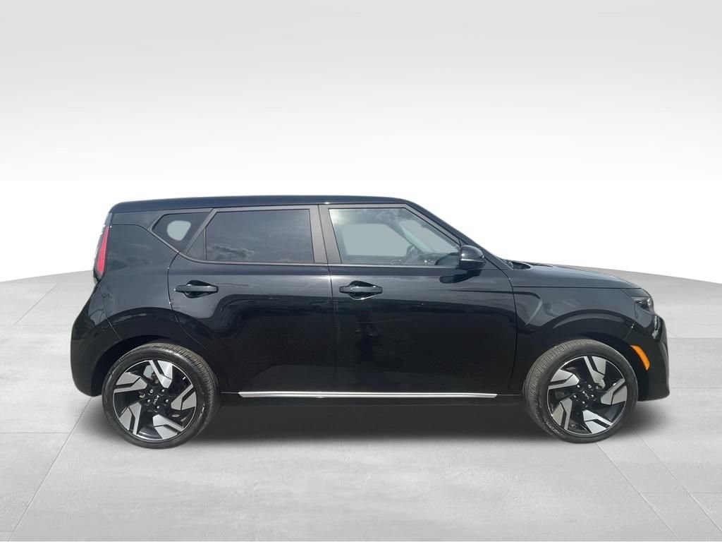 Used 2024 Kia Soul GT-Line FWD image 13