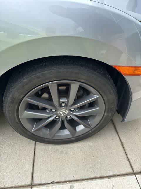 Used 2019 Honda Civic EX image 4