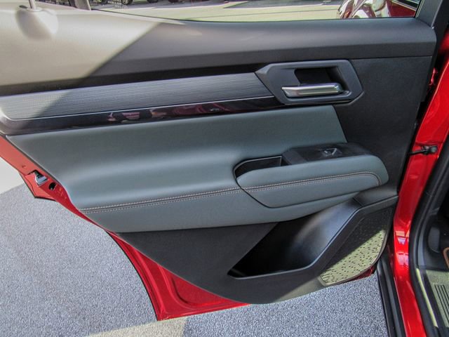 New 2026 GMC Terrain AT4 w/ Convenience Package III image 18