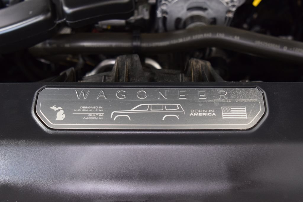 Used 2022 Jeep Wagoneer Series I w/ Convenience Group I AWD/4WD image 31