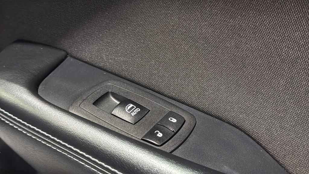 Used 2023 Dodge Challenger SXT w/ Cold Weather Group AWD/4WD image 10