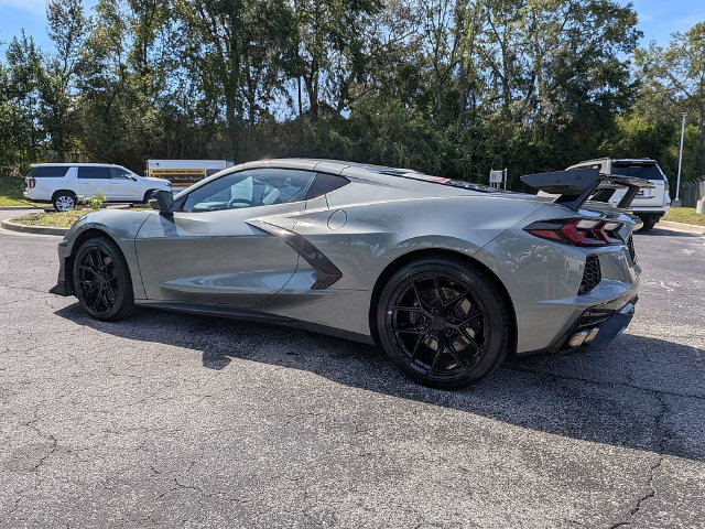 Used 2022 Chevrolet Corvette Stingray Preferred Cpe w/ Z51 Performance Package RWD image 3