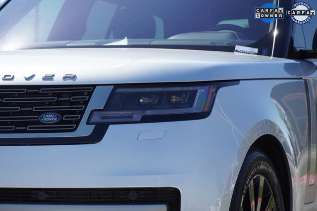 Used 2023 Land Rover Range Rover SE image 4