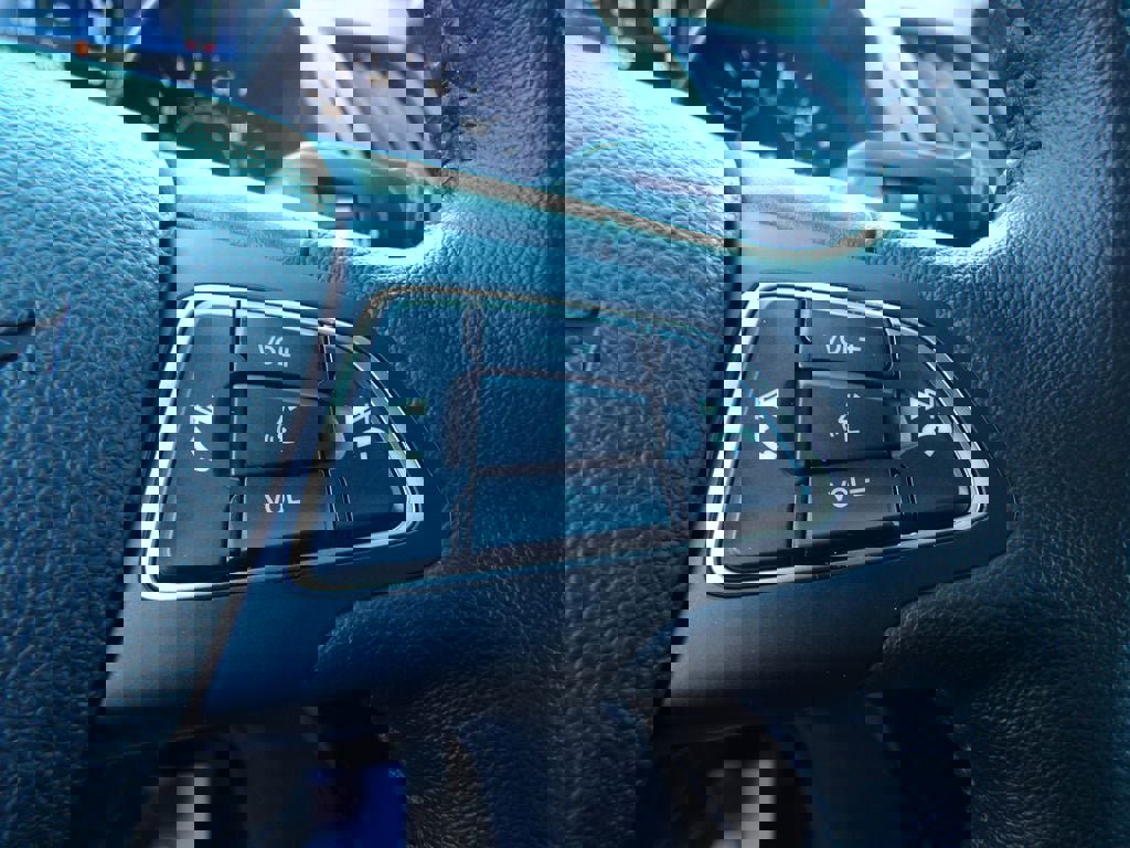 Used 2019 Ford Escape Titanium image 19