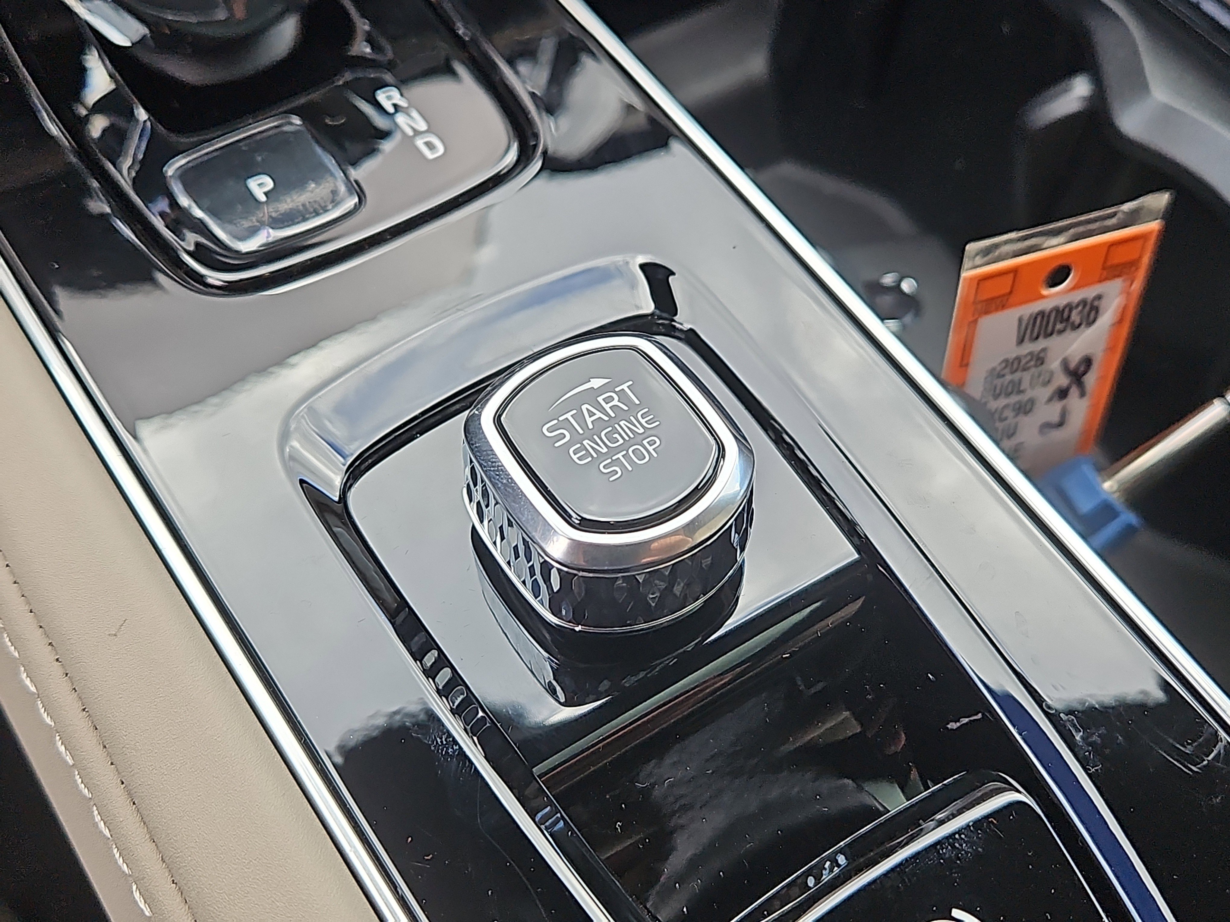 New 2026 Volvo XC90 B6 Plus w/ Protection Package Premier image 15