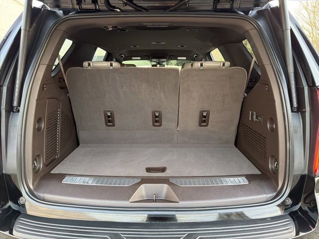 Used 2021 Chevrolet Tahoe Z71 w/ Z71 Off-Road Package image 17