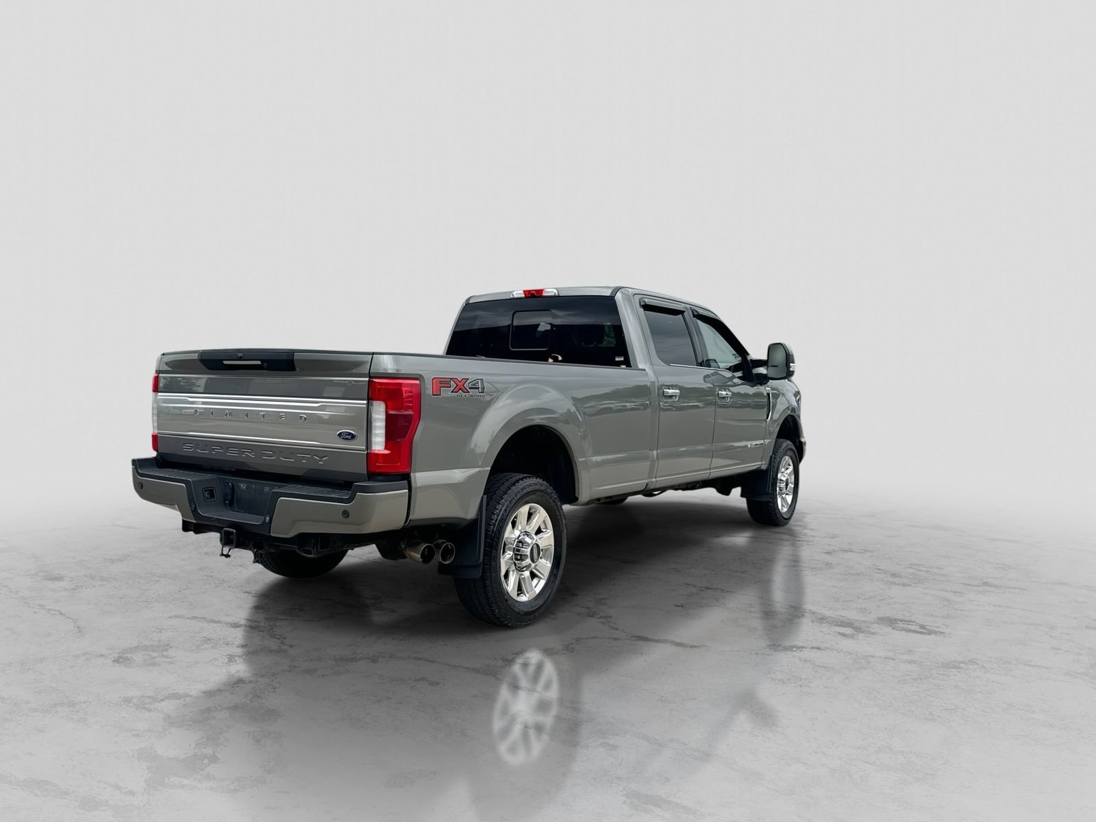 Used 2019 Ford F350 Limited AWD/4WD image 8