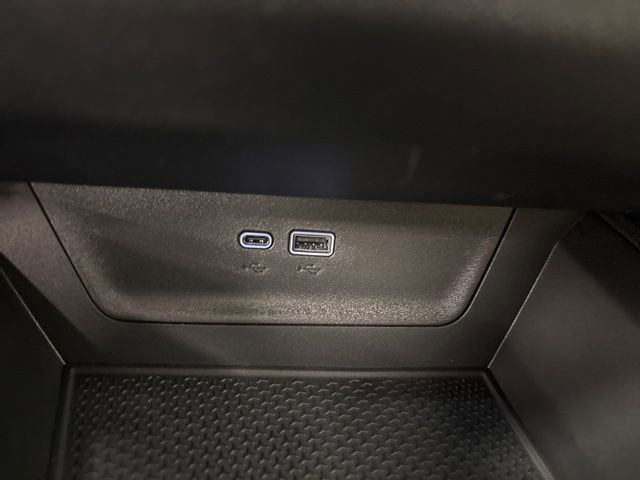 New 2026 Chevrolet Equinox ACTIV w/ Convenience Package III image 25