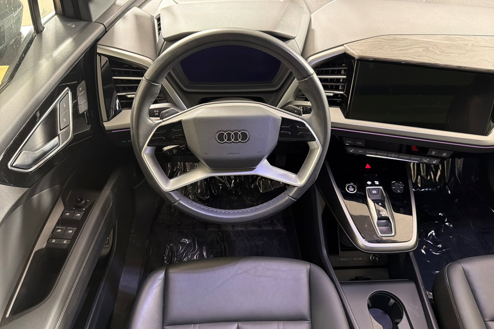 Certified 2024 Audi Q4 e-tron Premium Plus w/ Premium Plus AWD/4WD image 13
