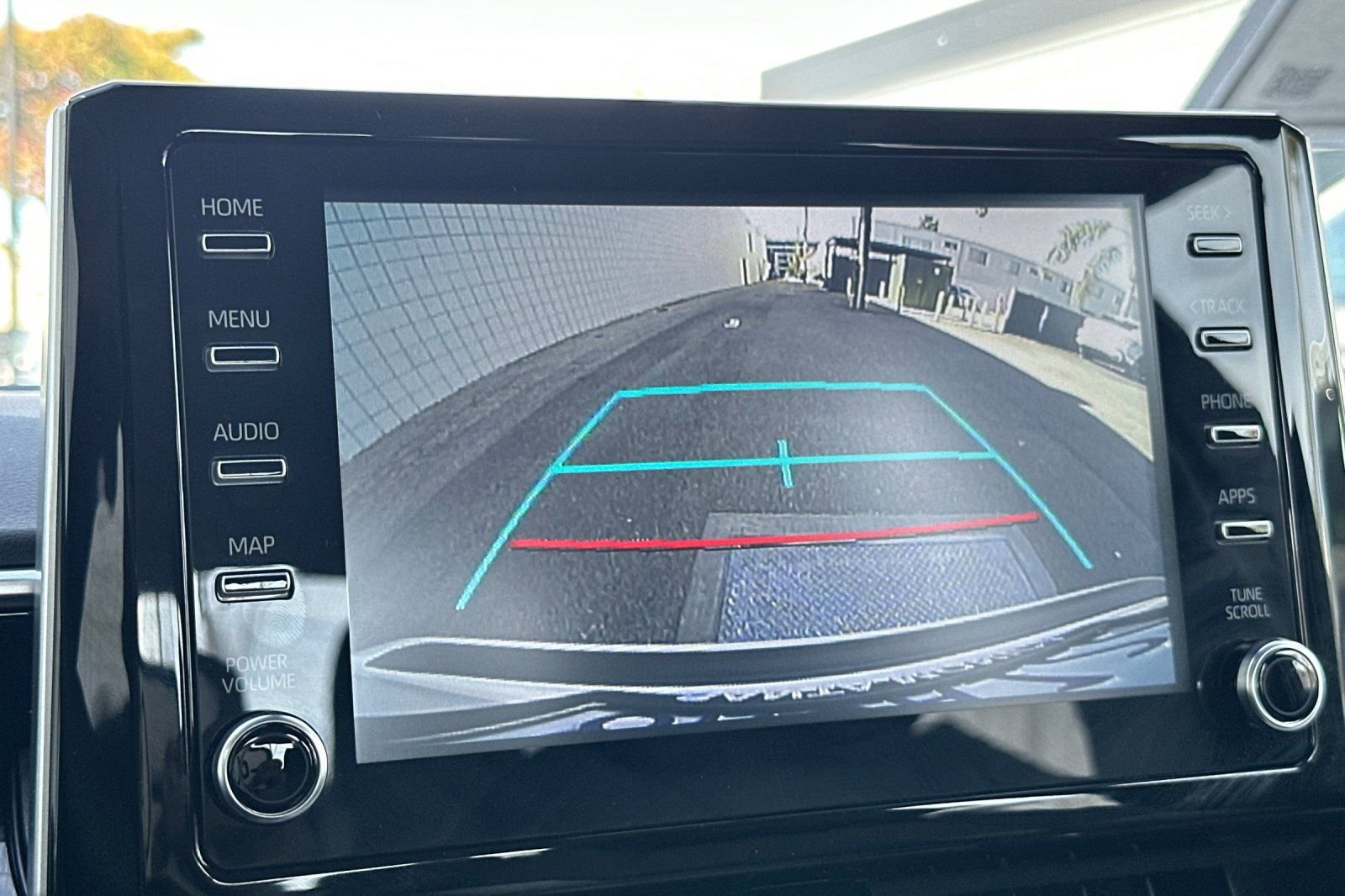 Used 2020 Toyota Corolla LE w/ Carpet Mat Package (TMS) image 18