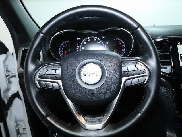 Used 2020 Jeep Grand Cherokee Altitude image 21