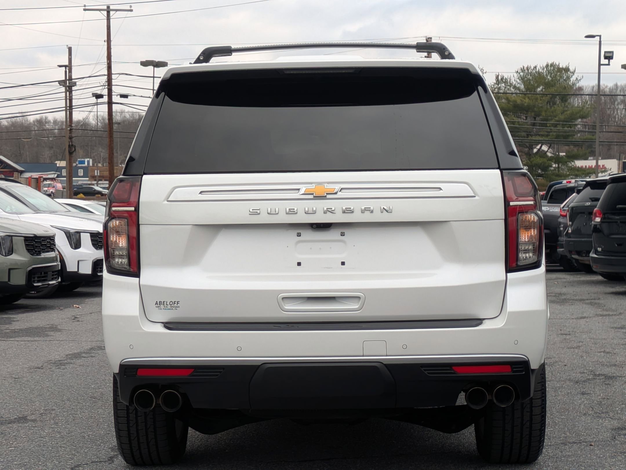 Used 2023 Chevrolet Suburban High Country w/ LPO, Illumination Package image 5