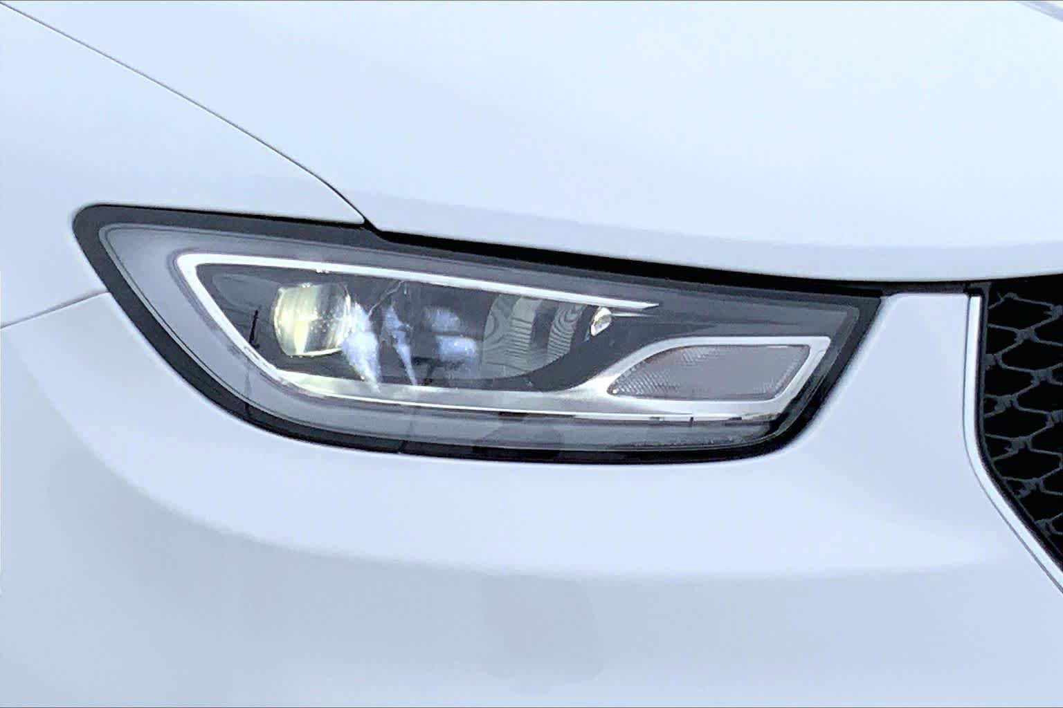 New 2026 Chrysler Pacifica Pinnacle FWD image 10