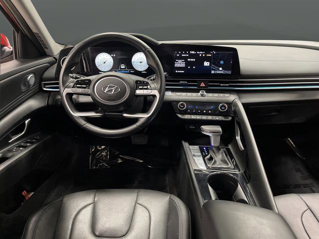 Used 2021 Hyundai Elantra Limited image 5