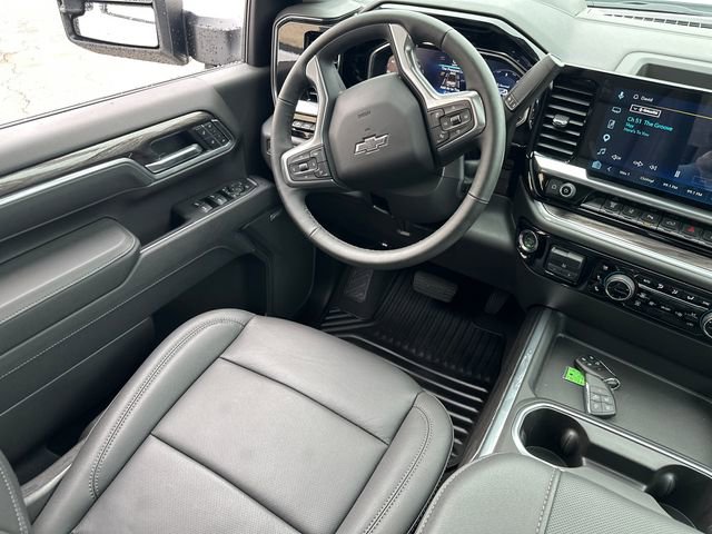 Used 2025 Chevrolet Silverado 2500 LTZ w/ LTZ Plus Package image 25