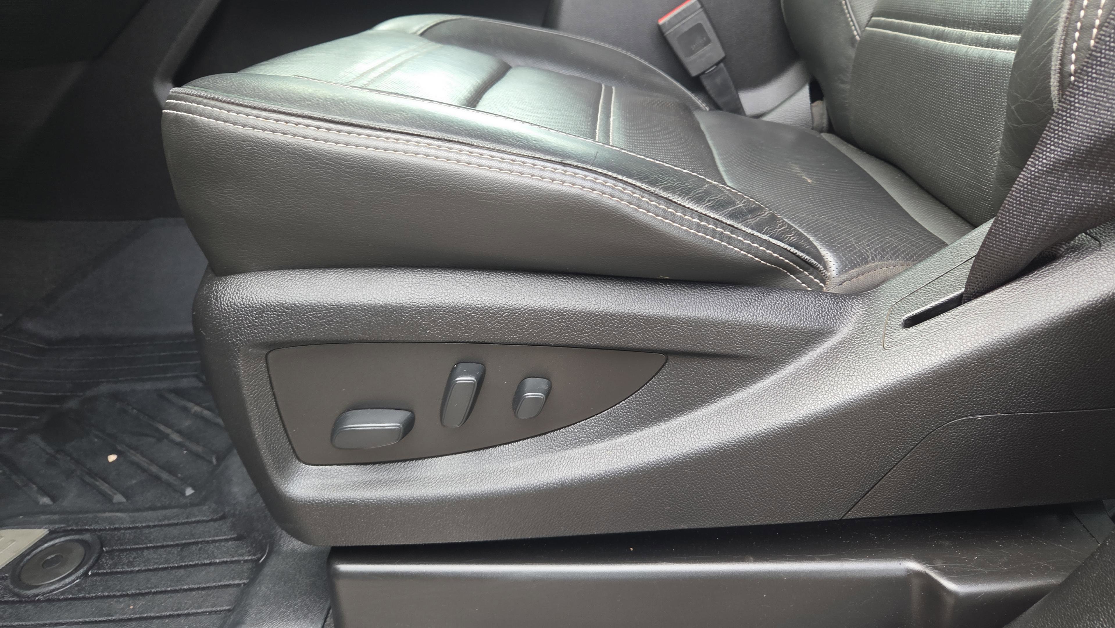 Used 2019 GMC Sierra 2500 Denali w/ Duramax Plus Package image 21