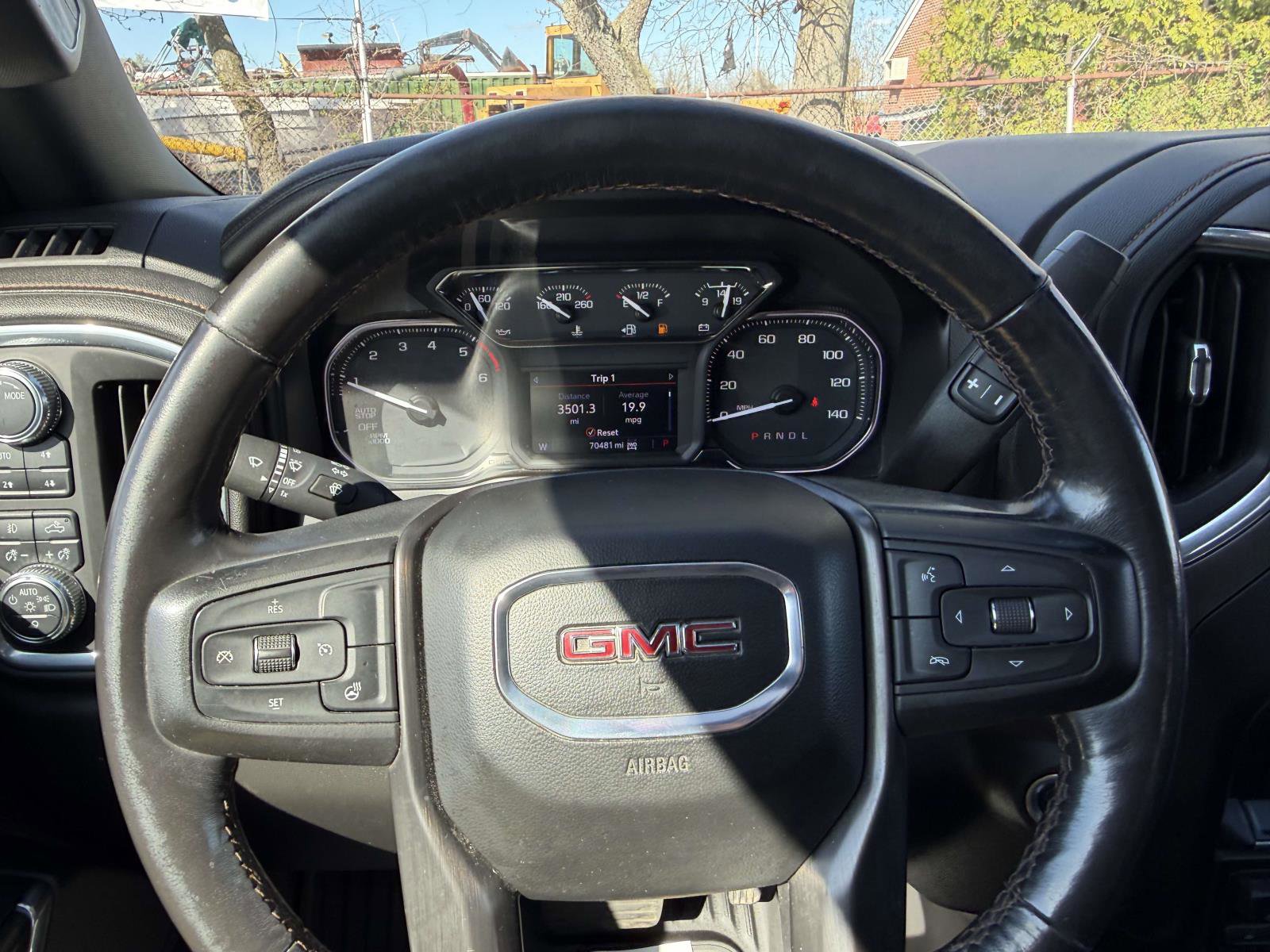 Certified 2021 GMC Sierra 1500 AT4 w/ AT4 Preferred Package AWD/4WD image 29