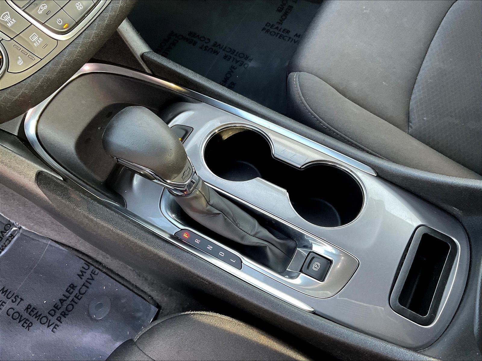Used 2024 Chevrolet Malibu LT FWD image 17