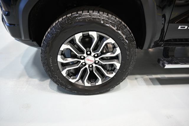 New 2026 GMC Canyon Denali image 32