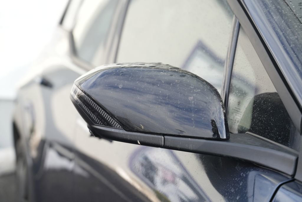 Used 2023 Fisker Ocean Extreme image 13