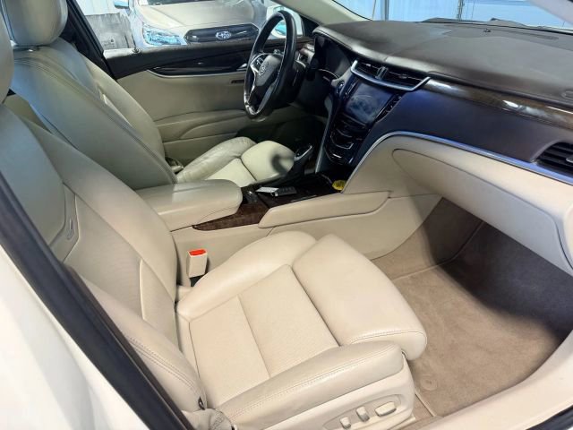 Used 2013 Cadillac XTS Premium image 12