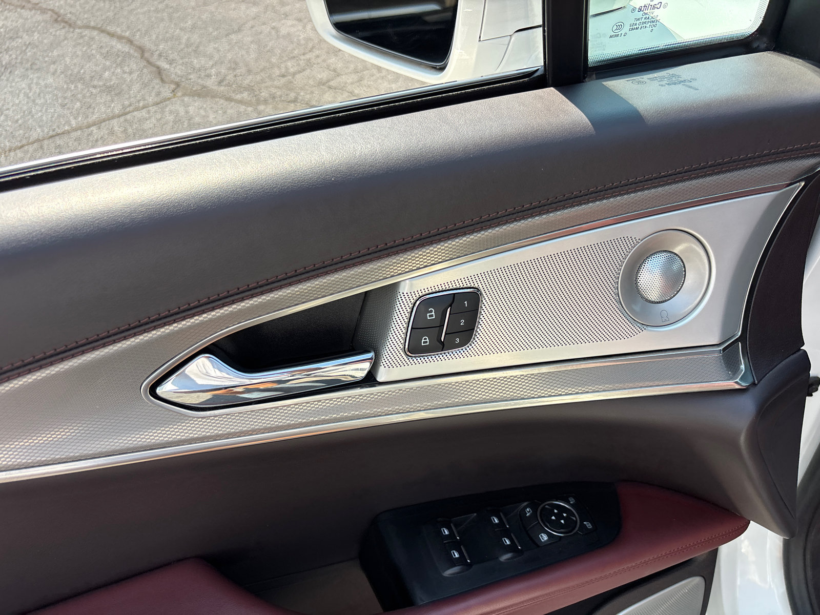 Certified 2020 Lincoln Nautilus Black Label w/ Class II Trailer Tow Package AWD/4WD image 12
