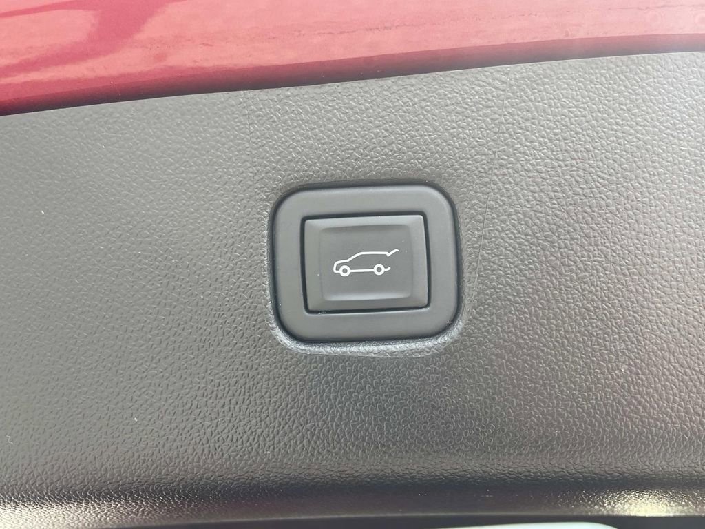 Used 2023 Chevrolet Blazer LT w/ Convenience Package image 12