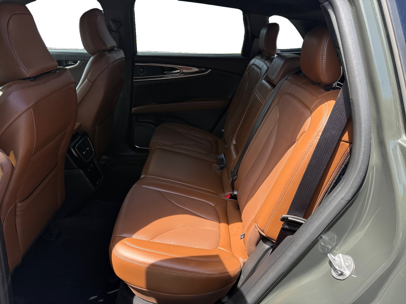 Used 2023 Lincoln Nautilus Reserve w/ Luxury Package AWD/4WD image 16