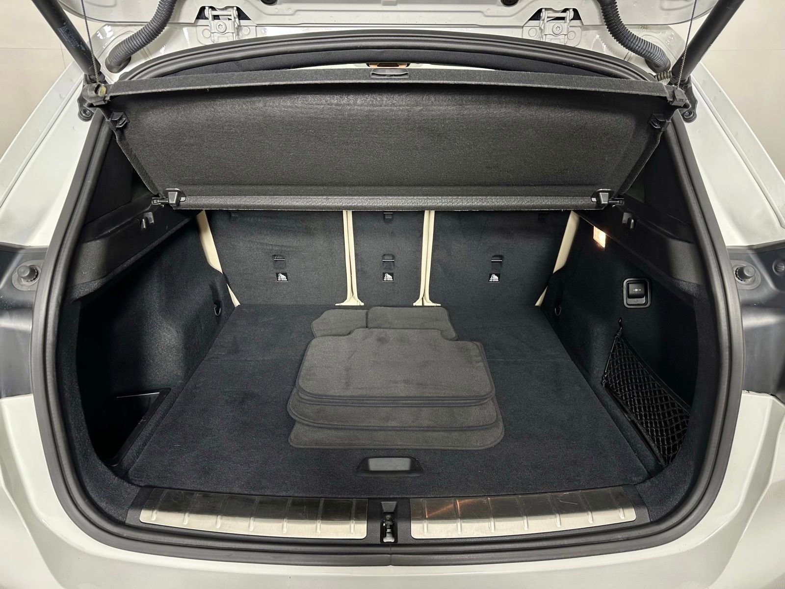 Used 2018 BMW X1 xDrive28i image 25