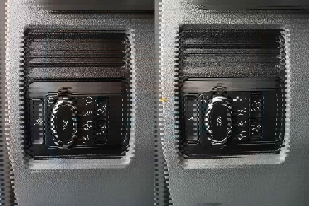 New 2026 Ford F250 XL w/ XL Chrome Package image 31