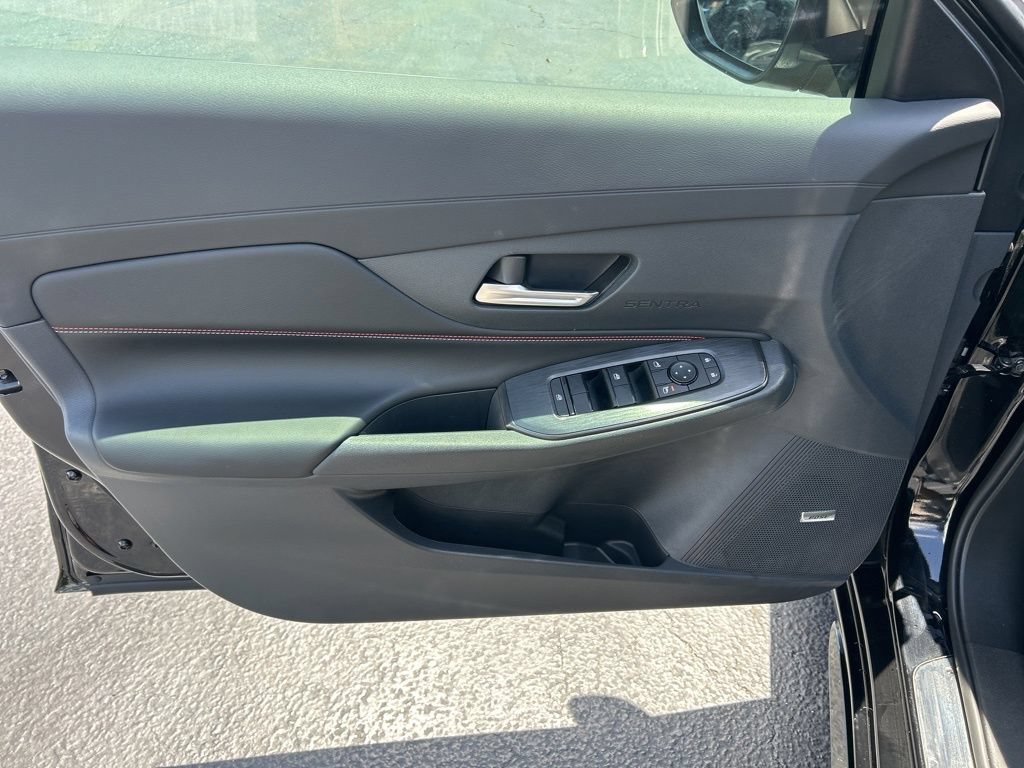 New 2026 Nissan Sentra SR w/ SR Premium Package FWD image 18