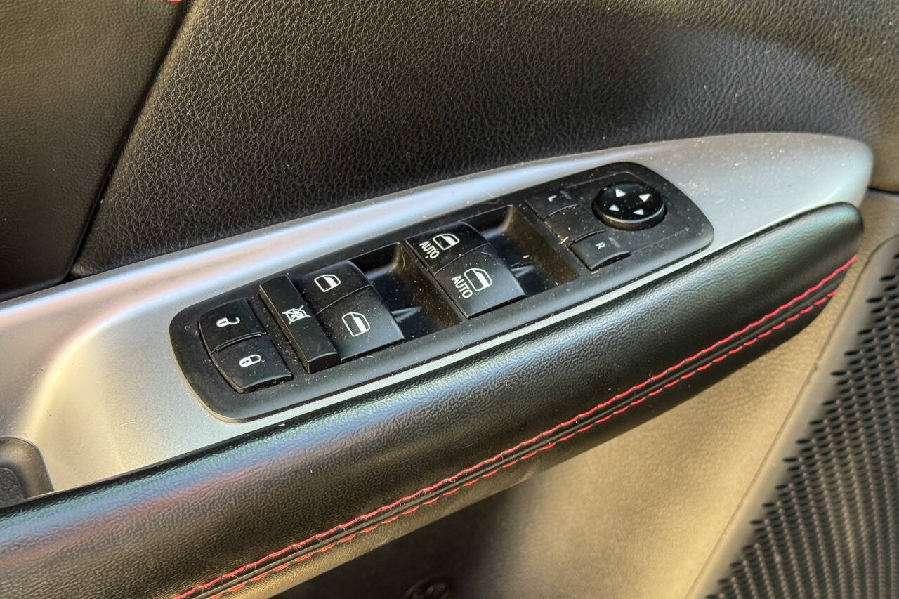 Used 2018 Dodge Journey GT w/ Driver Convenience Group AWD/4WD image 21